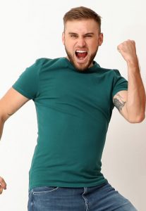 How the Well-Dressed Man Adjusts for Good Fit - T-Shirts