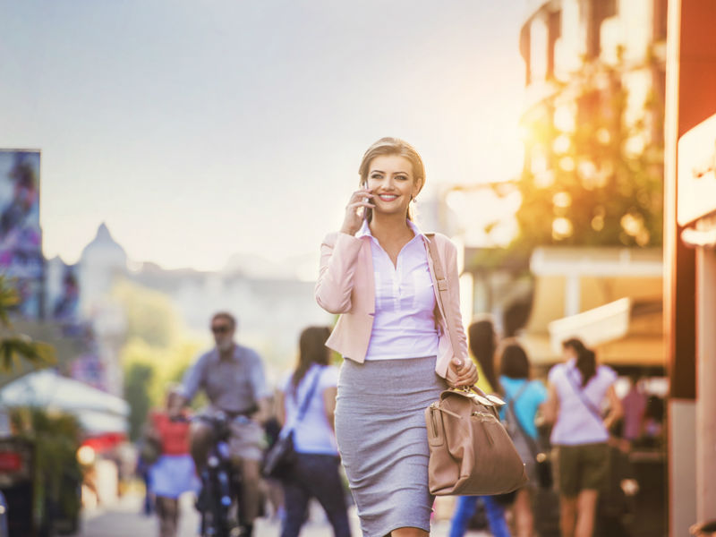 Wear These Clothes that Make You Look Slimmer - Slimming Skirts