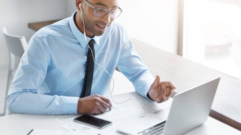 how-to-dress-for-an-interview-man